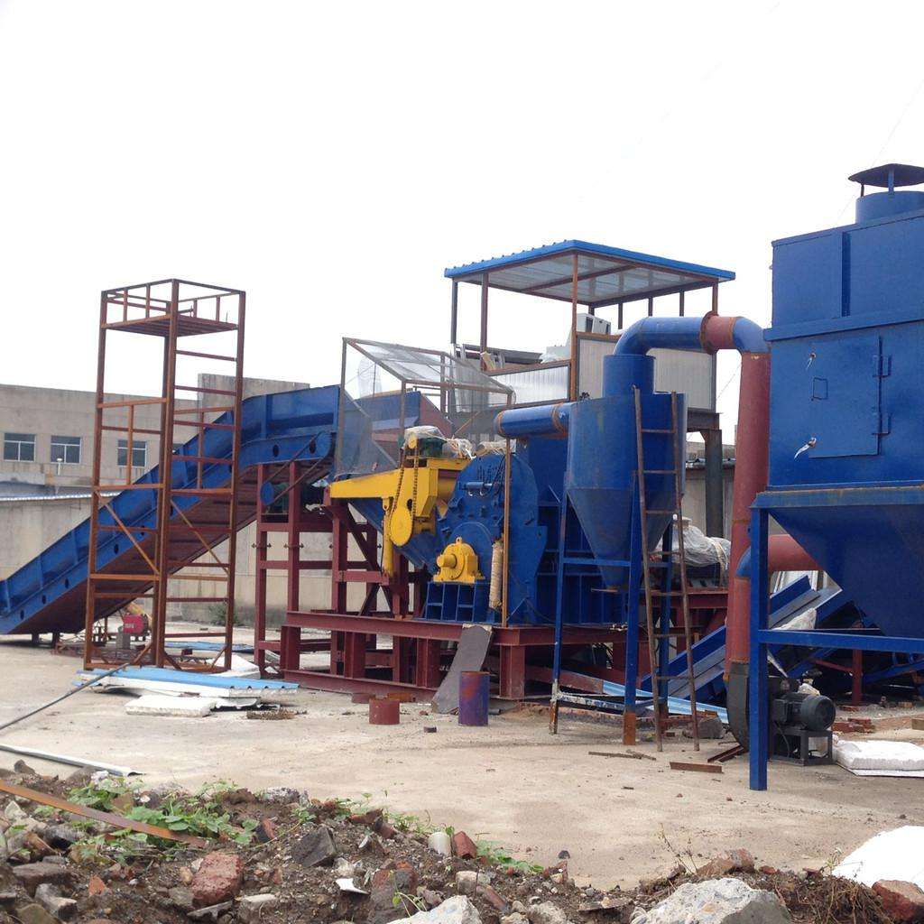 廢鋼破碎機(jī)和金屬壓塊機(jī)使用和工作流程有何區(qū)別？