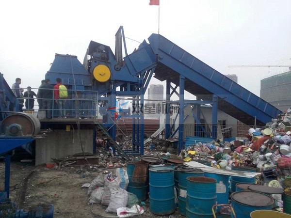 廢鋼破碎機(jī)價(jià)格怎么樣？設(shè)備生產(chǎn)線利潤(rùn)是多少？