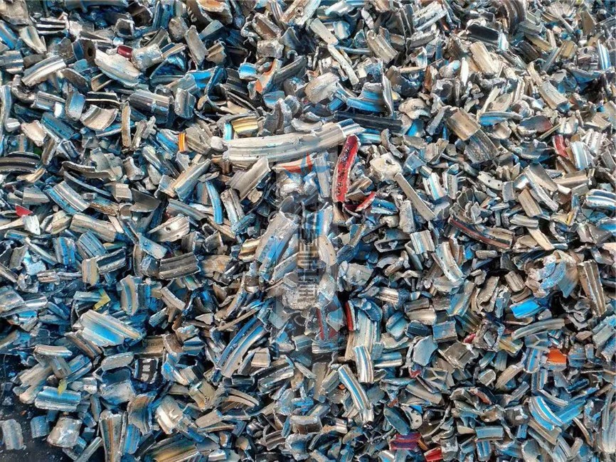 汽車(chē)輪圈破碎機(jī)粉碎效果