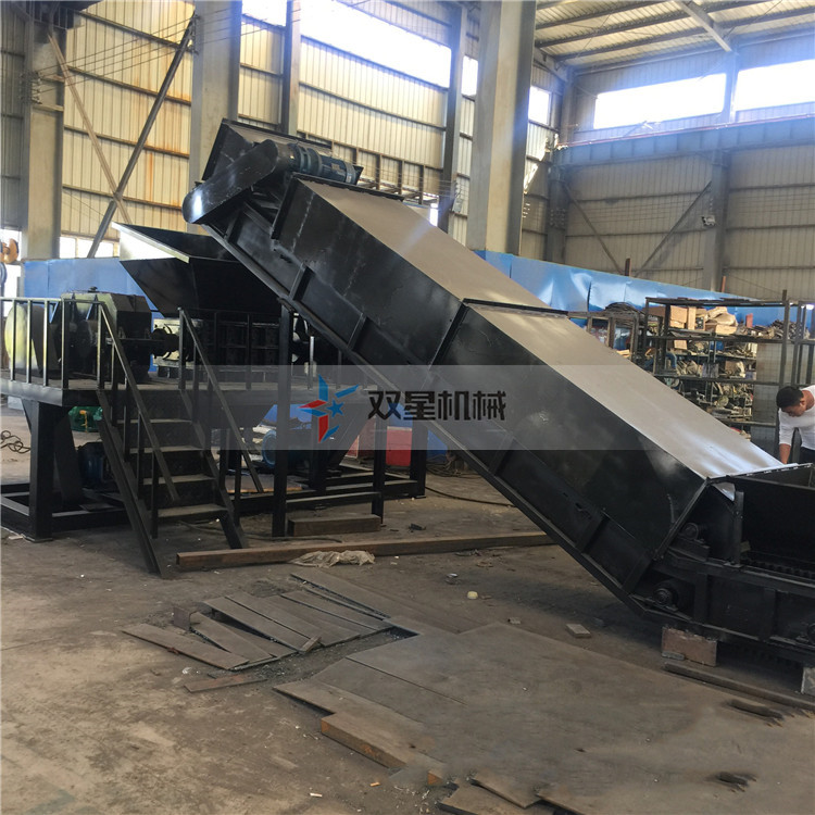 金屬撕碎機(jī)設(shè)備有哪些分類(lèi)？技術(shù)上有哪些改進(jìn)？?jī)?yōu)缺點(diǎn)有哪些？