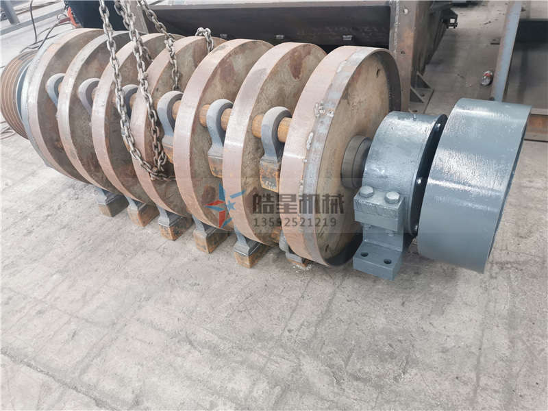 鋁合金破碎機廠家設備生產車間主機及錘頭部件實拍